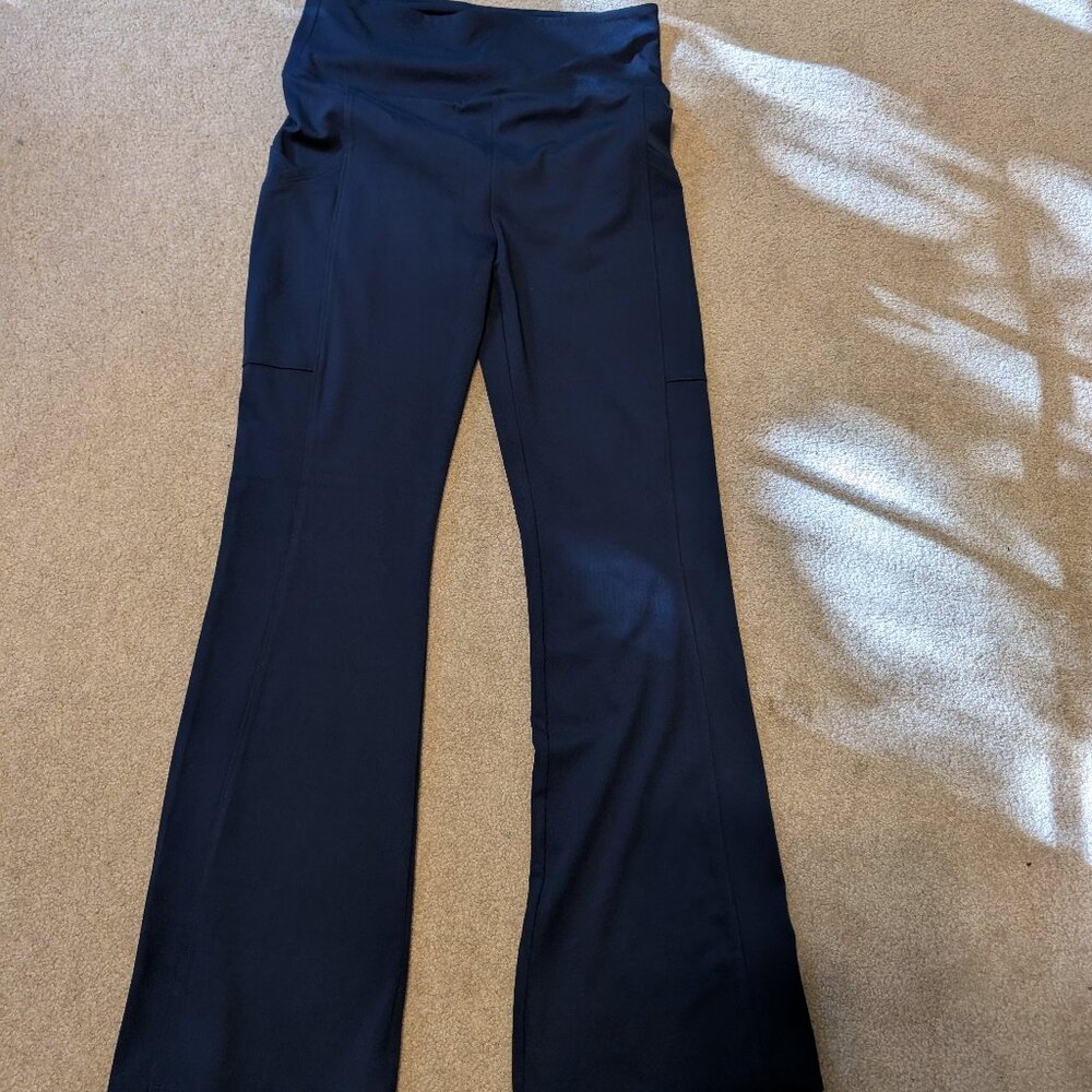 Women's Lou & Grey Dark Navy Colored Fit & Flare Leggings